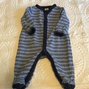 Gently used Janie and Jack sz 0-3 months sleeper